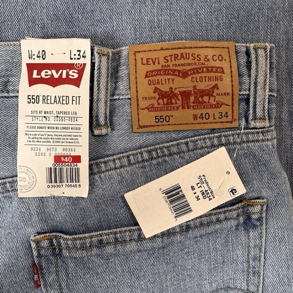 Levis 550 Jeans Mens 40x34 Blue Relaxed Fit Tapered Leg Light Wash Cotton Denim - Picture 3 of 12